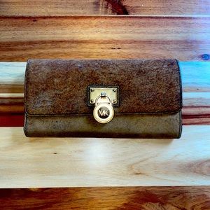 Michael kors cow hide wallet